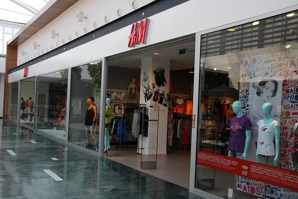 espacios comerciales en vidrio vetrolux 10