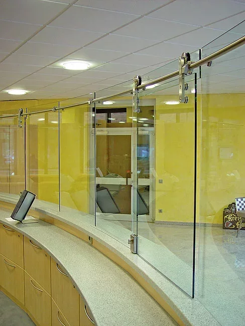 espacios en oficinas en vidrio mamparas vetrolux 22