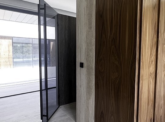 puerta abatible