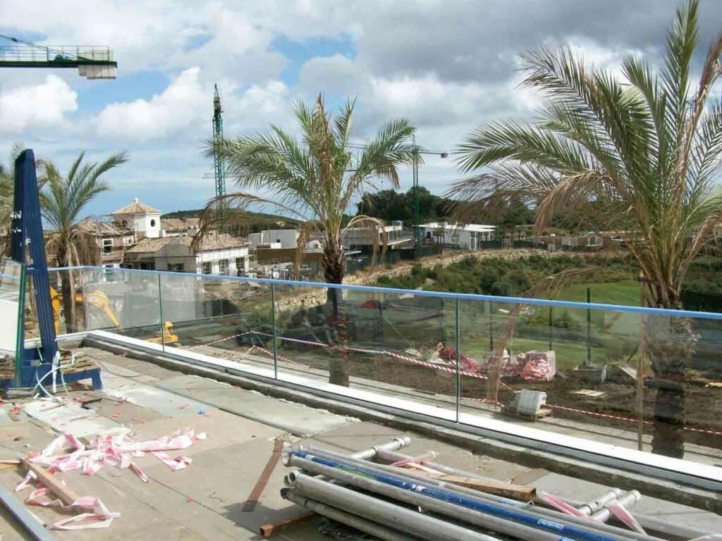 villas de super lujo en casares 11