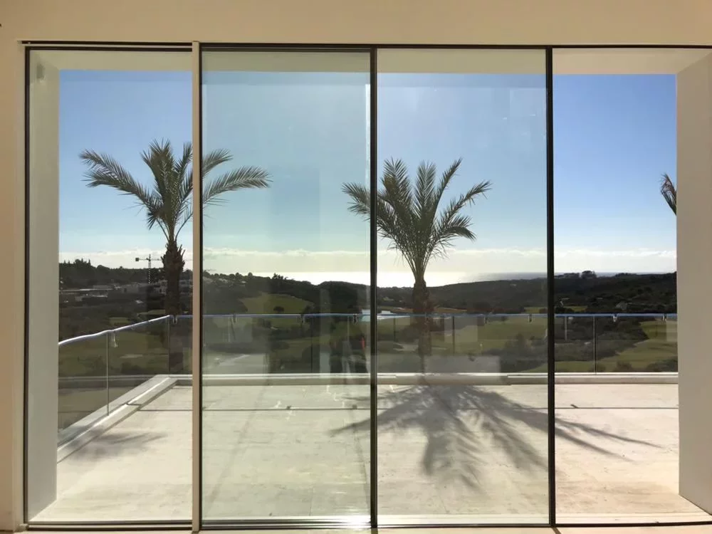 villas de super lujo en casares 15