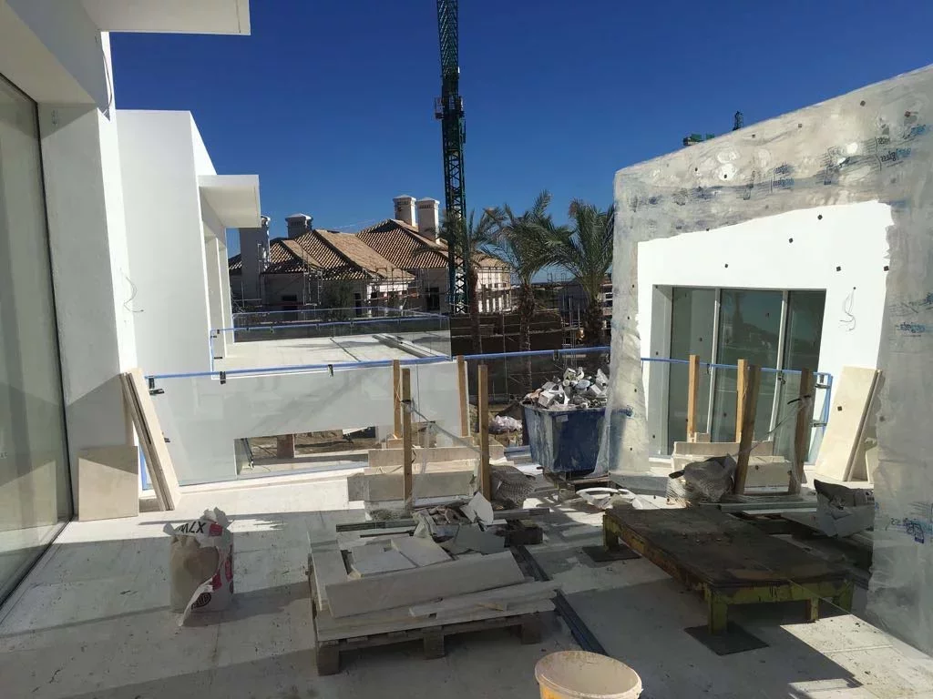 villas de super lujo en casares 5