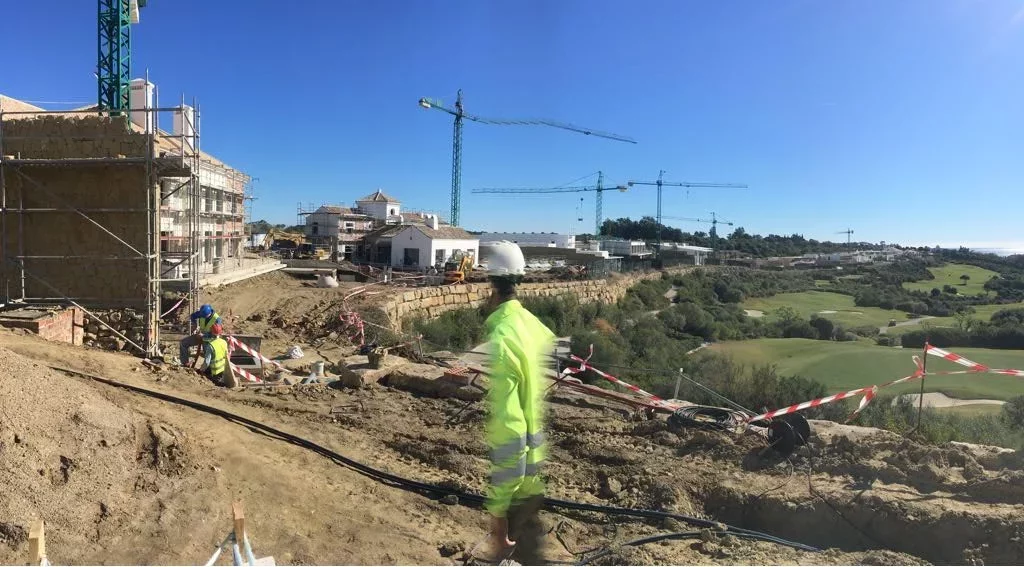 villas de super lujo en casares 9