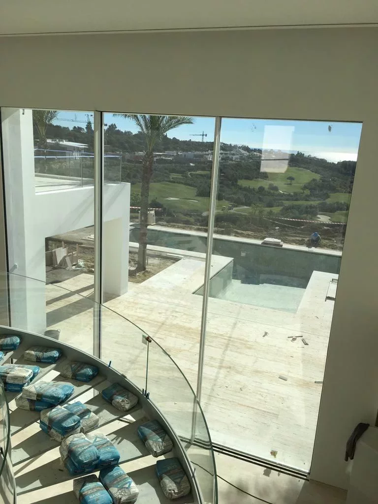 villas de super lujo en casares
