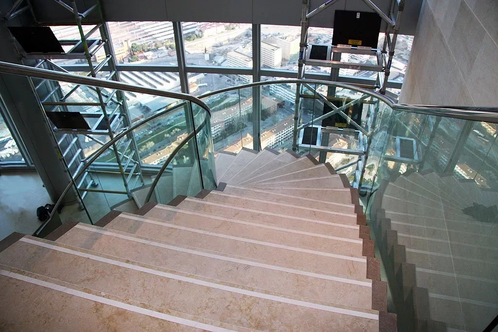 torre espacio vetrolux espacios en vidrio comercial 03