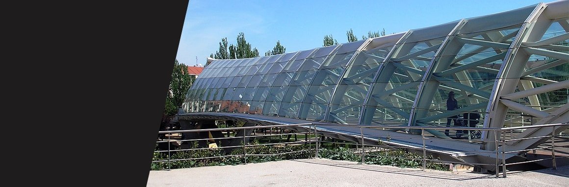 Arquitectural glass con vidrio